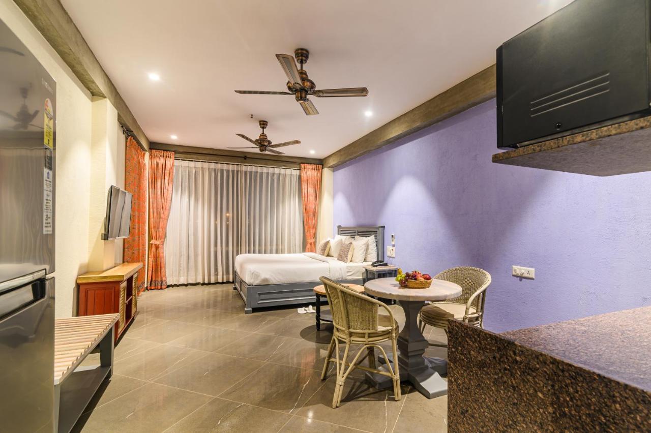 Bougainvilla Apartment Surat Dış mekan fotoğraf