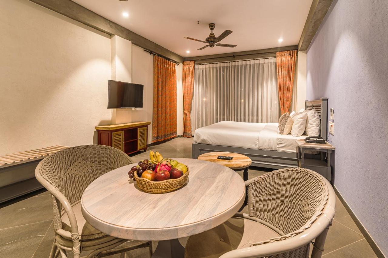 Bougainvilla Apartment Surat Dış mekan fotoğraf